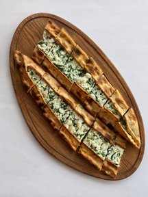 Beyaz Peynirli Pide